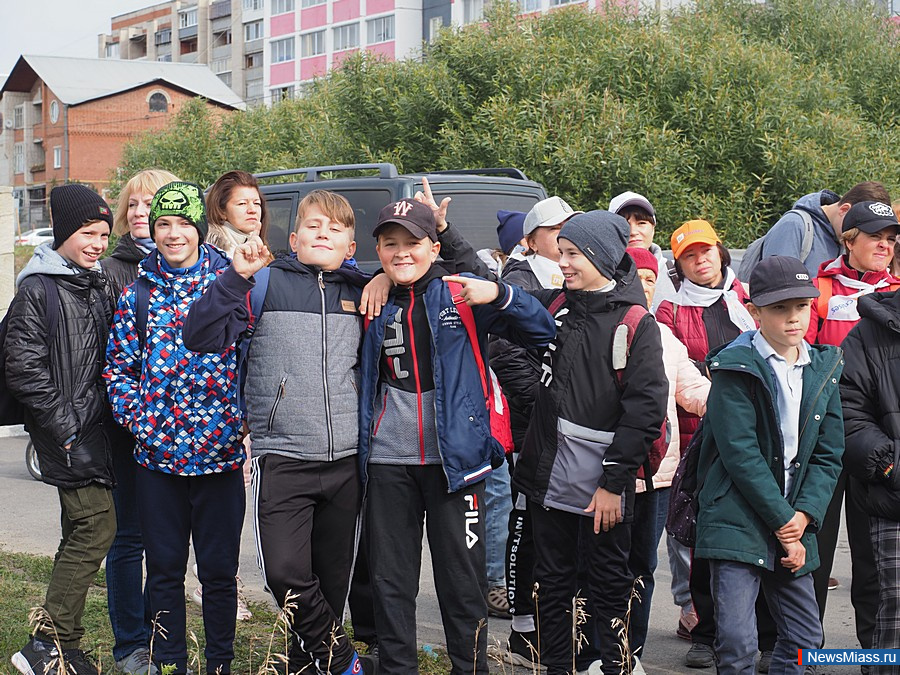       "".        " " -        En+Group