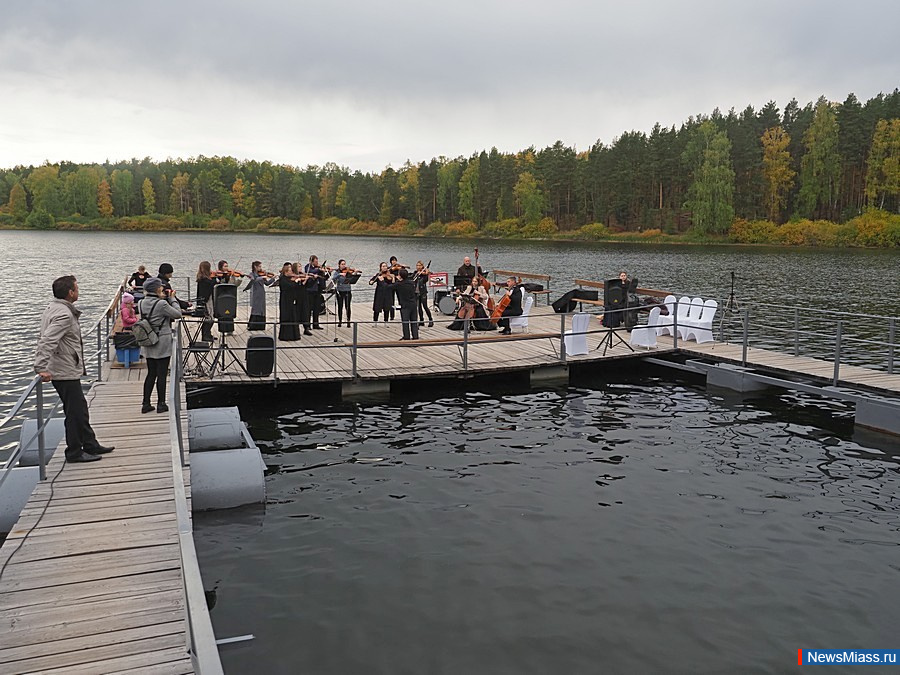       "".        " " -        En+Group