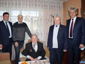 �������� ��������� ������ ������� ��� 90-�����