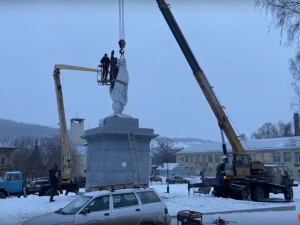 В Миассе демонтируют памятник Ленину