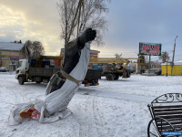 Демонтаж памятника Ленину в Миассе. Фотоистория