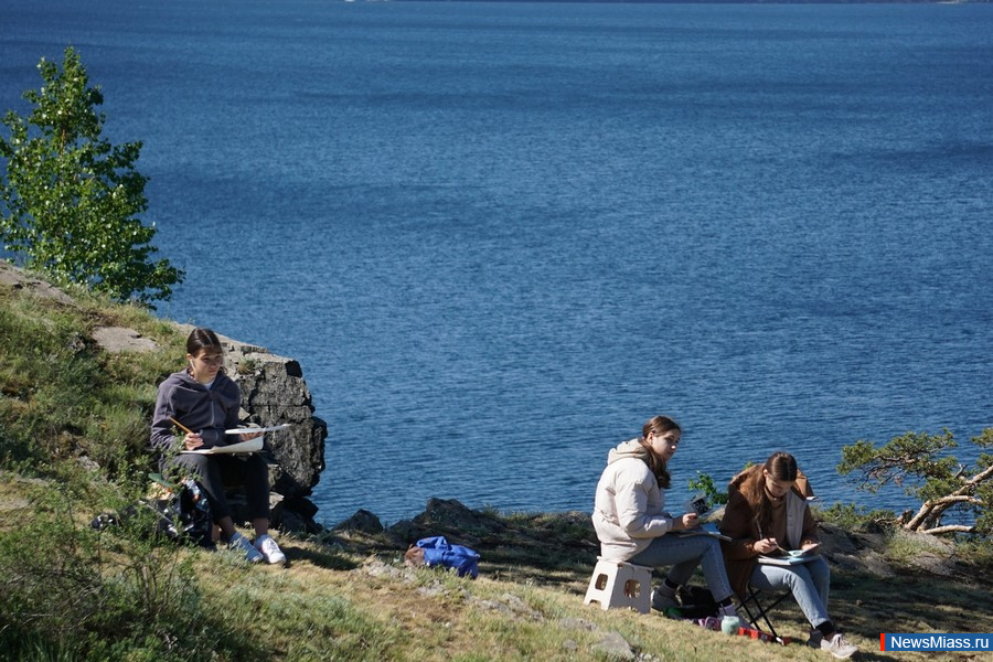 - -  40-   4.     4 -     