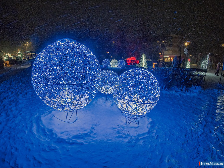 ""     .  "" (  En+ Group)        