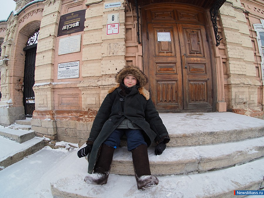 � ������ ������� �������. ����������� �������� "������" �� "����������" ������� ����������� ���������� ������� ������