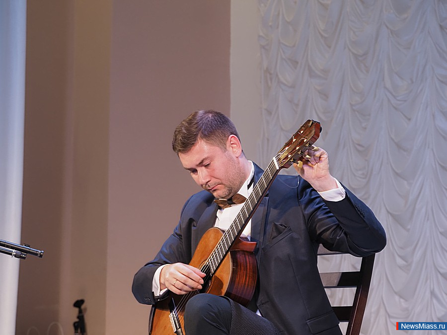 ������ ������ �������� ���� ���������-��������. �� ����� ��� � 2 �������� �������� � ������� ��������� ��������