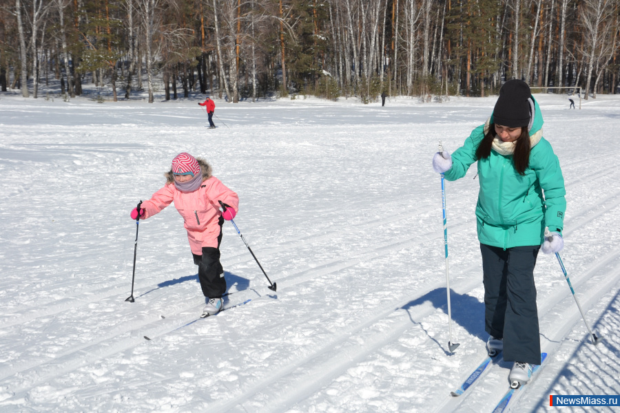       " !".   ,  En+ Group ,     