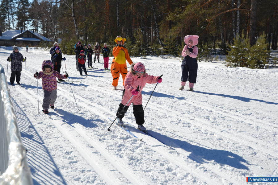       " !".   ,  En+ Group ,     