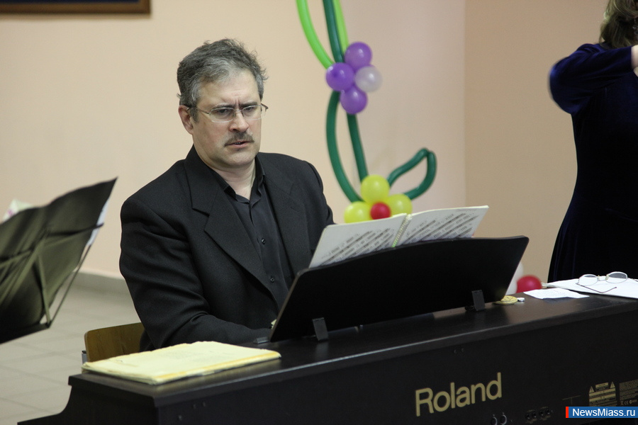  ,   .  : "    "" - "