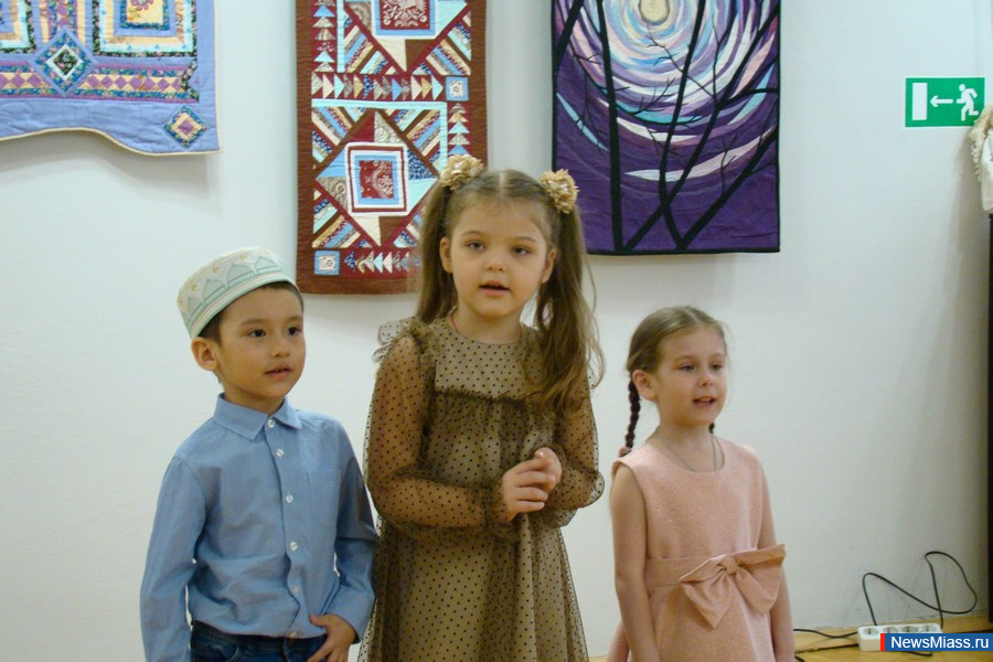      .    " "  ,  "  -  "