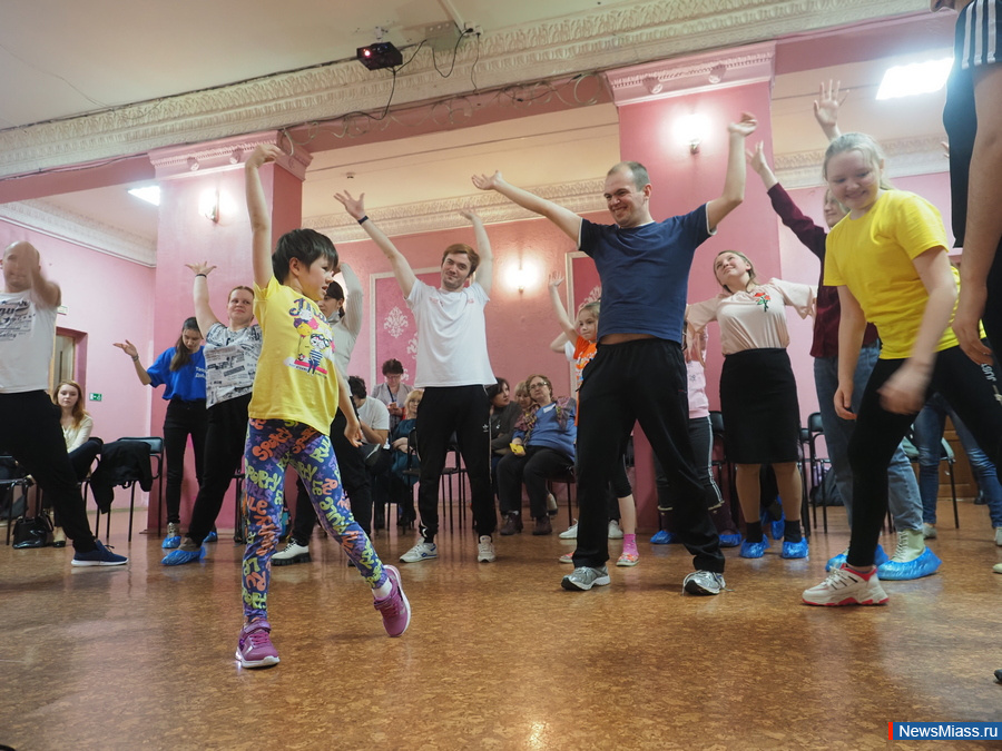 � ������ ������������ ���������� ����������� ������������. ���������� � �������� ������� "���� �����" ������� ������-������ ��� �������