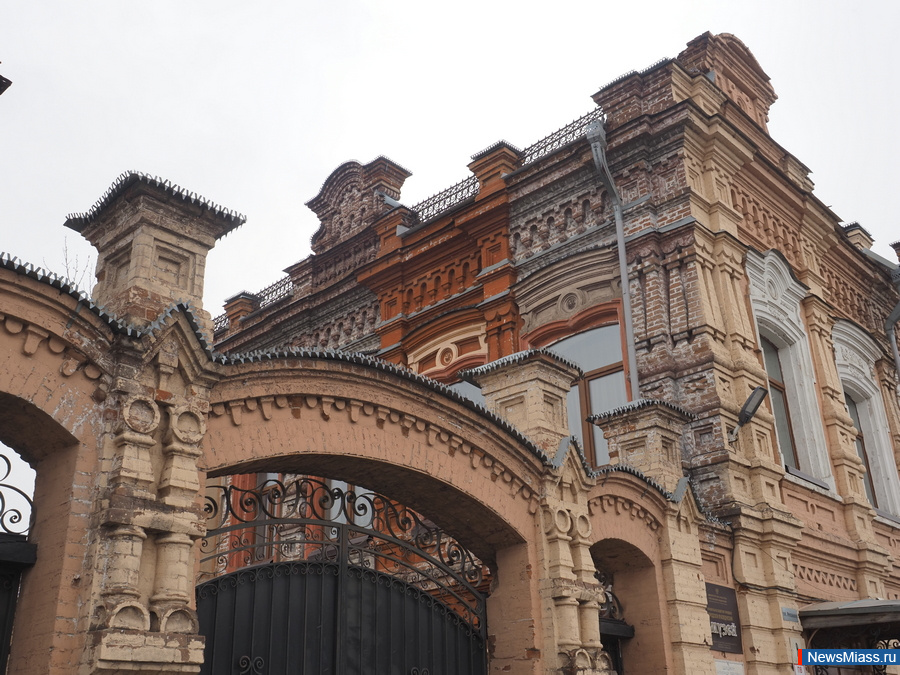 "    ".      IX -  " "