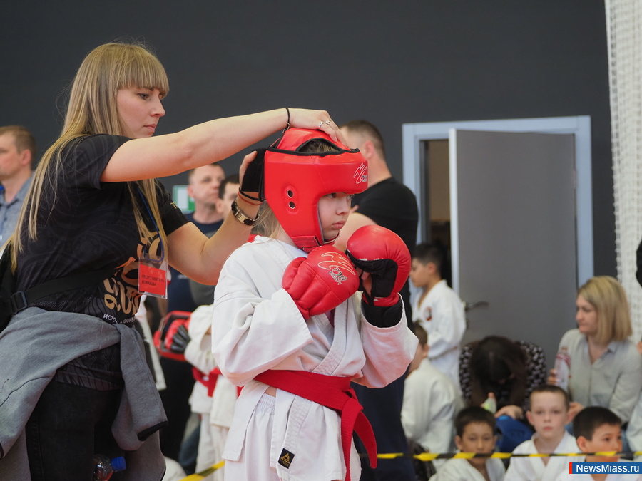 � ������ ������ ��������� ������ �� ����������� ���. �� ������������ � ������ ��������� ����� 400 ���������� �� ����������� ������� � ����������