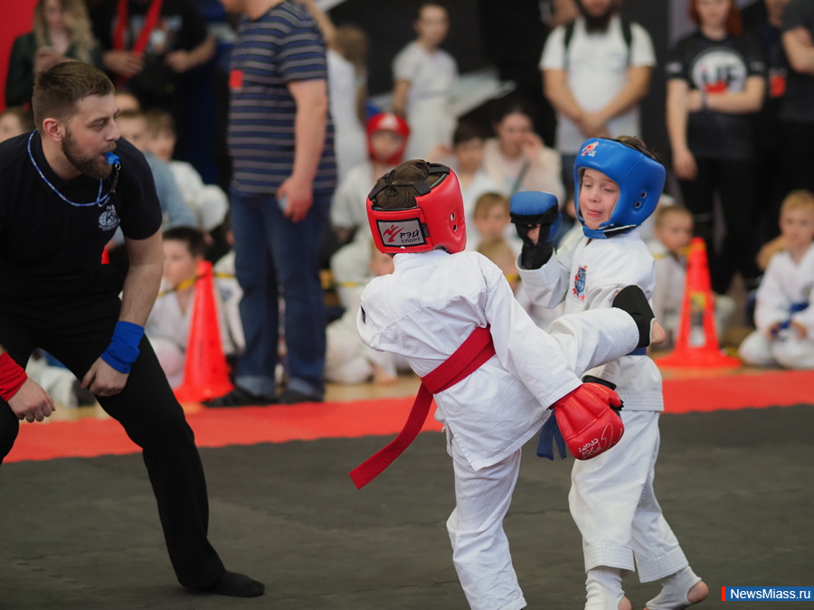 � ������ ������ ��������� ������ �� ����������� ���. �� ������������ � ������ ��������� ����� 400 ���������� �� ����������� ������� � ����������