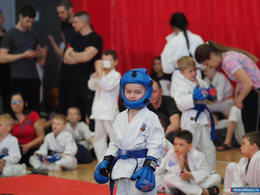 � ������ ������ ��������� ������ �� ����������� ���. �� ������������ � ������ ��������� ����� 400 ���������� �� ����������� ������� � ����������