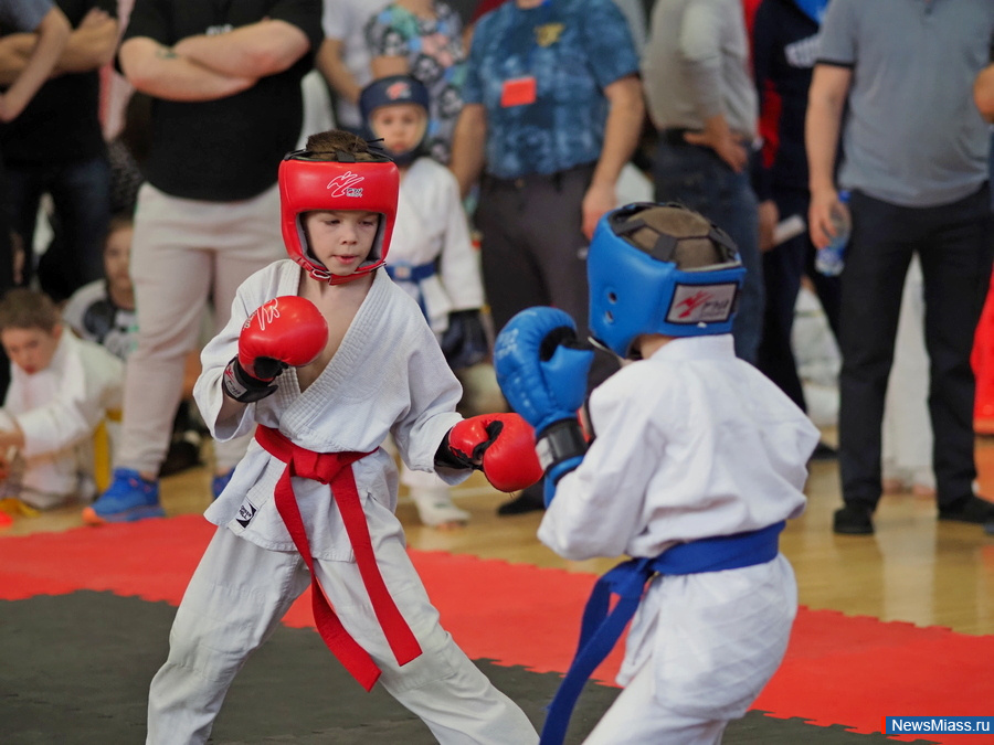 � ������ ������ ��������� ������ �� ����������� ���. �� ������������ � ������ ��������� ����� 400 ���������� �� ����������� ������� � ����������