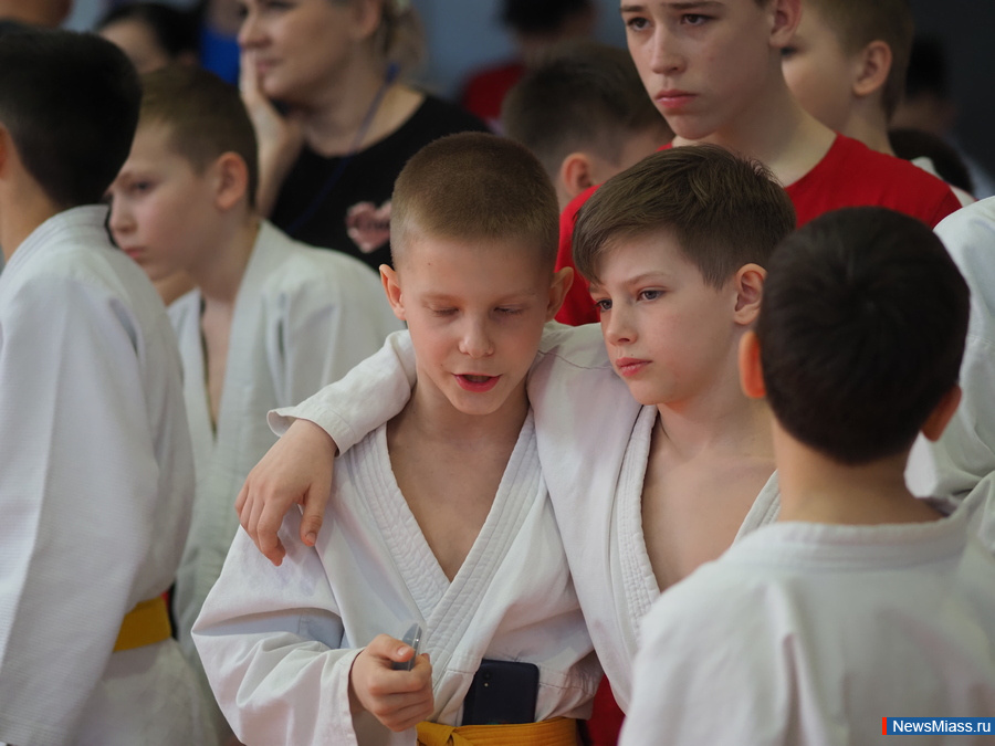 � ������ ������ ��������� ������ �� ����������� ���. �� ������������ � ������ ��������� ����� 400 ���������� �� ����������� ������� � ����������