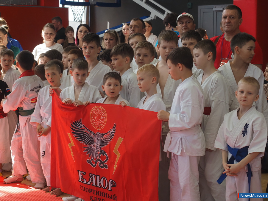 � ������ ������ ��������� ������ �� ����������� ���. �� ������������ � ������ ��������� ����� 400 ���������� �� ����������� ������� � ����������