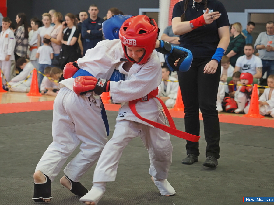 � ������ ������ ��������� ������ �� ����������� ���. �� ������������ � ������ ��������� ����� 400 ���������� �� ����������� ������� � ����������