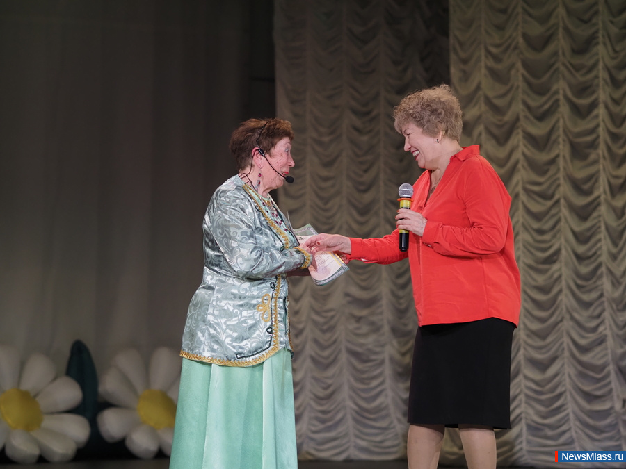 � ������ ������������ ������ ��������� "����� ��". � ���� �������� �������� ��������� � ���������� ����� ������� �������� ����� �������