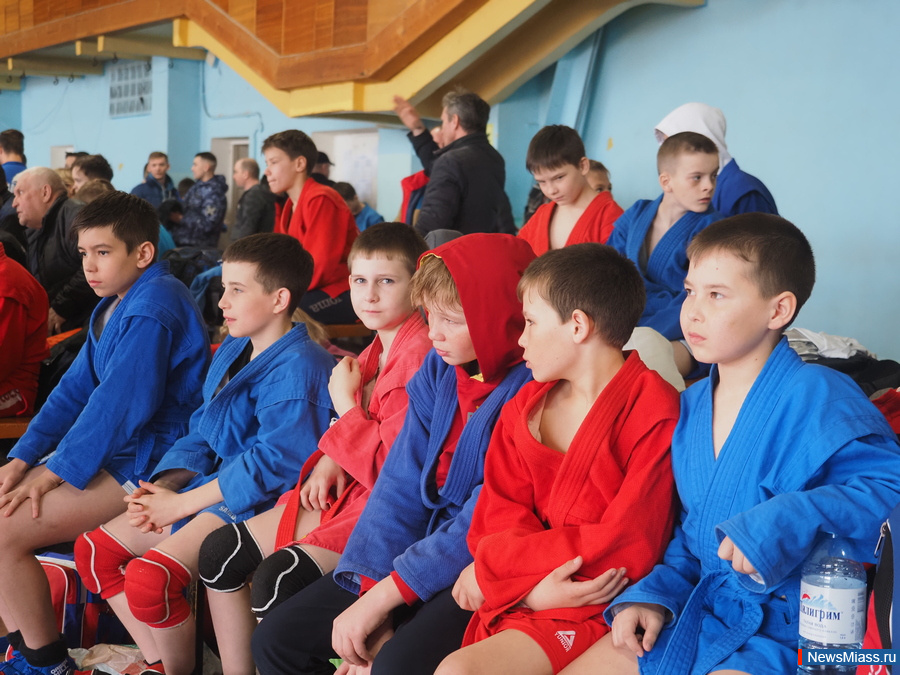 ������� ��������� ������ ����� ����������� �������������� �������. ������� ���� � 2 ������ ������ ������ ����� � ��������� ������ �� ������������� �� �����