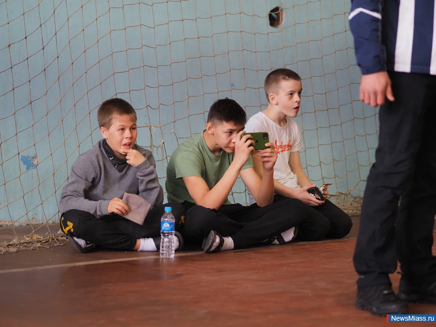 ������� ��������� ������ ����� ����������� �������������� �������. ������� ���� � 2 ������ ������ ������ ����� � ��������� ������ �� ������������� �� �����