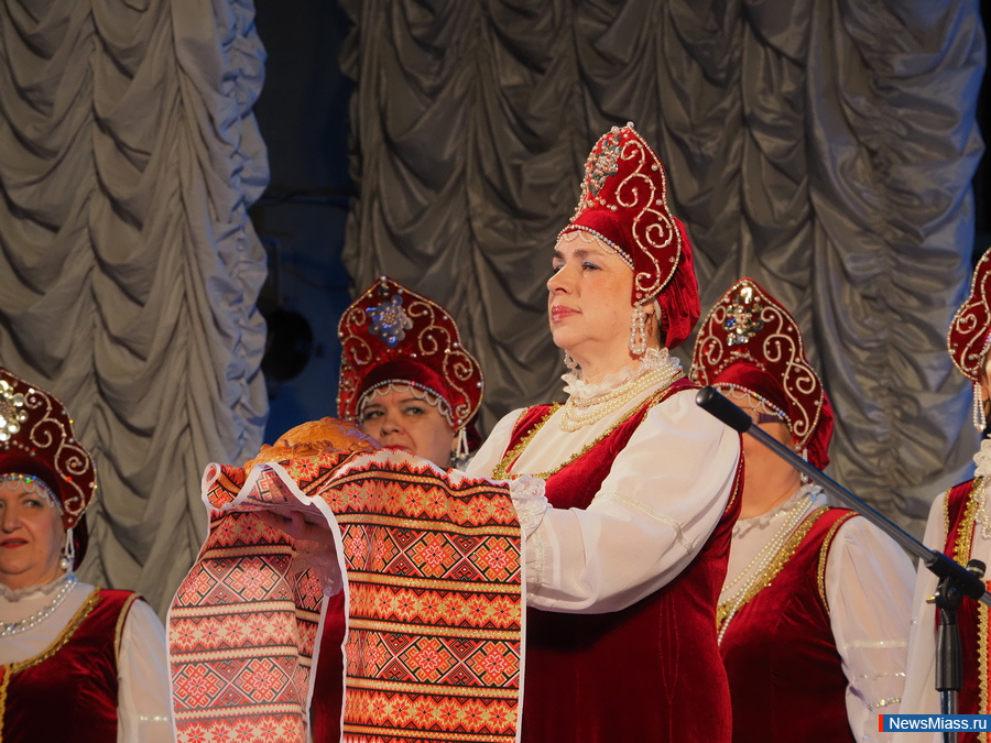 ,   !.          "  "