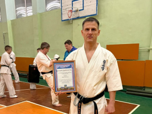 ����� �������� �����