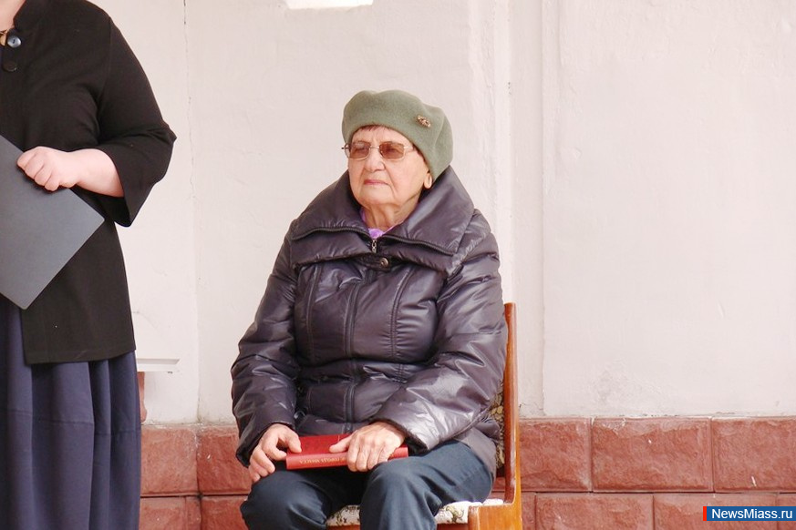 �� ������ ����� � ������ ��������� ������������ �����. � ����� �������� �������� ����� � ����� � 44 ���������� ������������� �����������