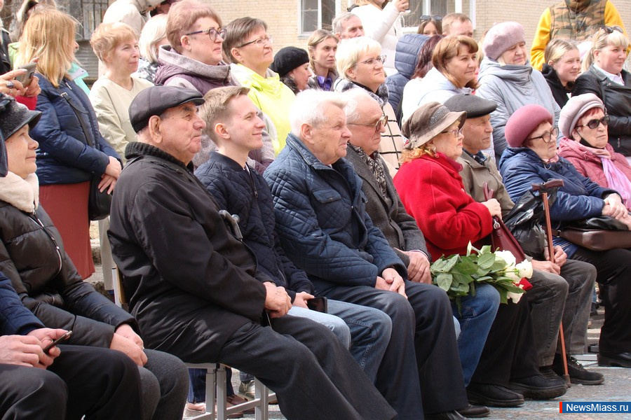 �� ������ ����� � ������ ��������� ������������ �����. � ����� �������� �������� ����� � ����� � 44 ���������� ������������� �����������