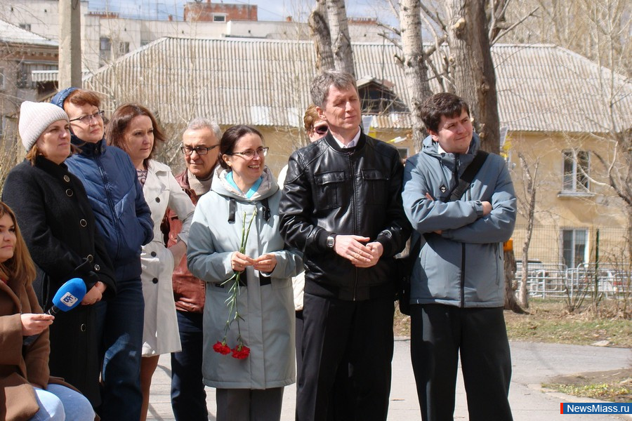 �� ������ ����� � ������ ��������� ������������ �����. � ����� �������� �������� ����� � ����� � 44 ���������� ������������� �����������