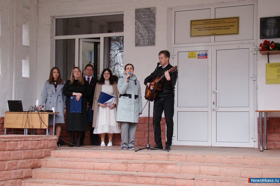 �� ������ ����� � ������ ��������� ������������ �����. � ����� �������� �������� ����� � ����� � 44 ���������� ������������� �����������