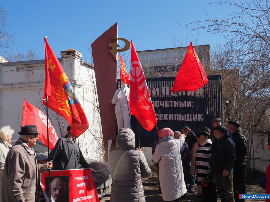 � ������ �������� ���� �������� ������. ���������� � �������� ������ ��������� ����� �� ���� ���������� �����, ������������� � ������