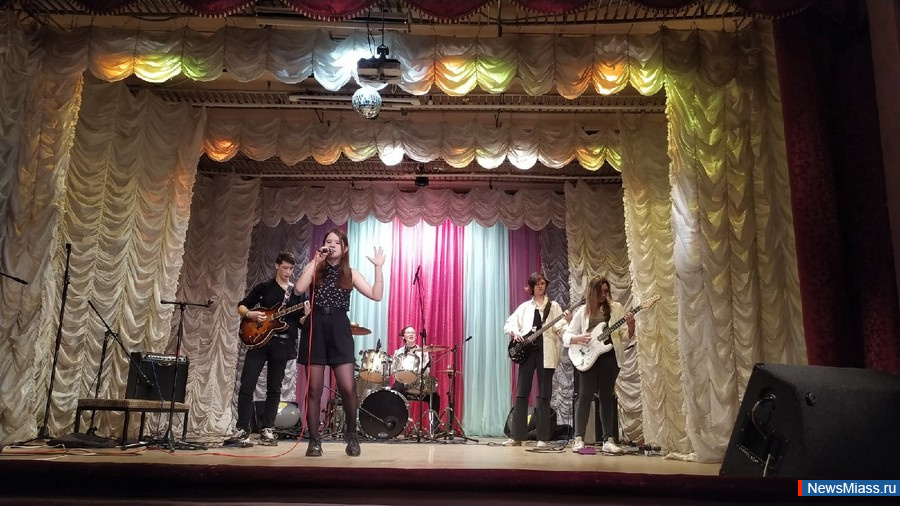     MusicBattleFest Sansar.        -  