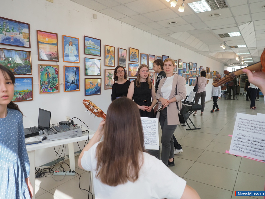     " ".     ""       ""