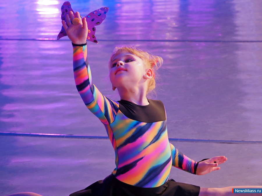 �������� ��������� � ������ �������� ������� ������. �������� ��������� "����" � ������ ���������� ������ "�������" � "������ �������" ��������� � �������� ���������