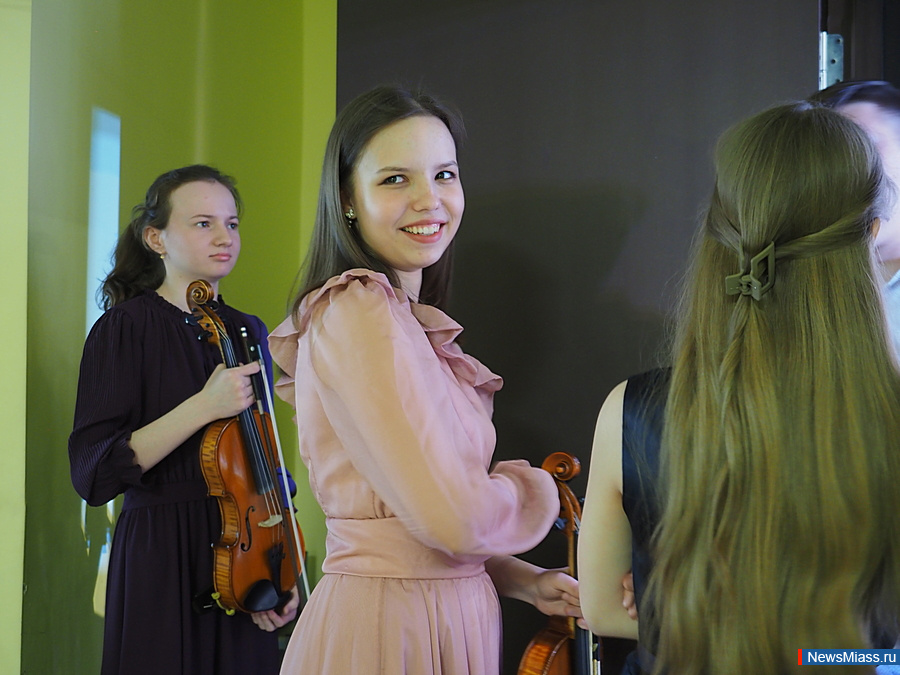 ����������-��������� ��������� � ��� � 2. � ������ ��������� ������� ����������� ��������� �������-��������� ������������ ������