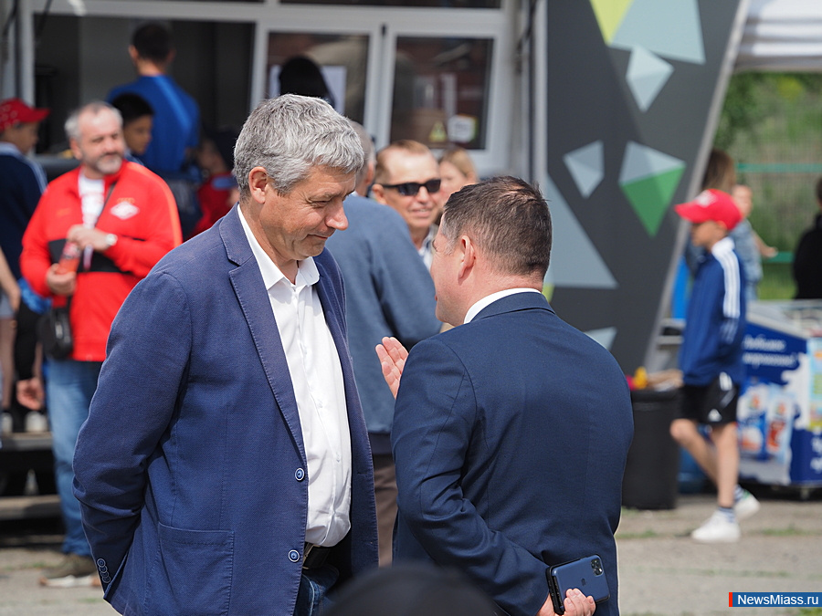        "".    -    " "   80-