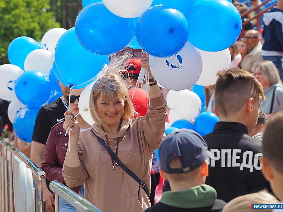        "".    -    " "   80-