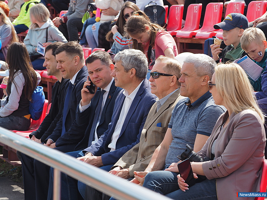        "".    -    " "   80-