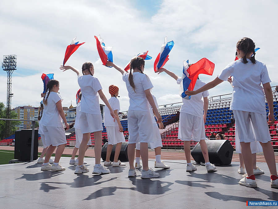        "".    -    " "   80-