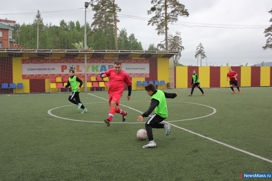 ���� � ��������������� ������ ������ � ��������. � ������ ��������� ��������� ���������� ����: �� ���� ����������� ���� "����������" �� ������ �� ����������