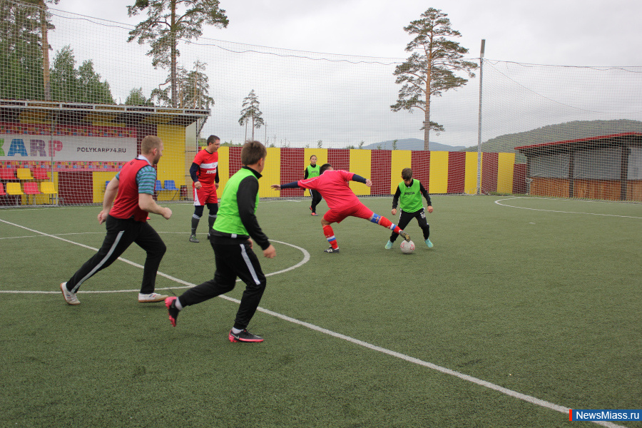 ���� � ��������������� ������ ������ � ��������. � ������ ��������� ��������� ���������� ����: �� ���� ����������� ���� "����������" �� ������ �� ����������