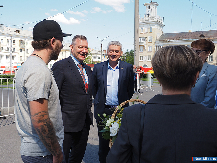  " "   .           ,      ""