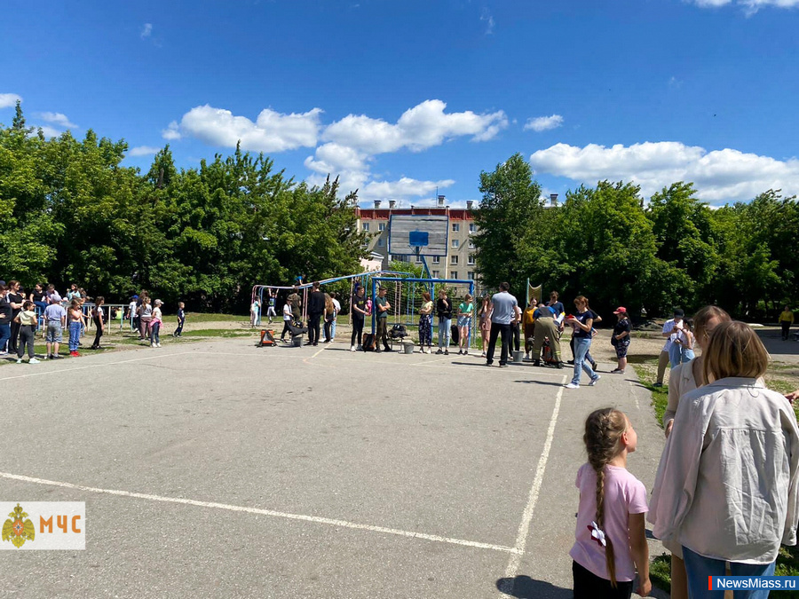 ����� ������ ���� ����������� ��������� � �����. ��������� �� ������� ������ ��� ����� � 14 �������� � ������ � �������� ��������