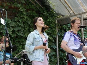 � ���� ����� - � ����� ������