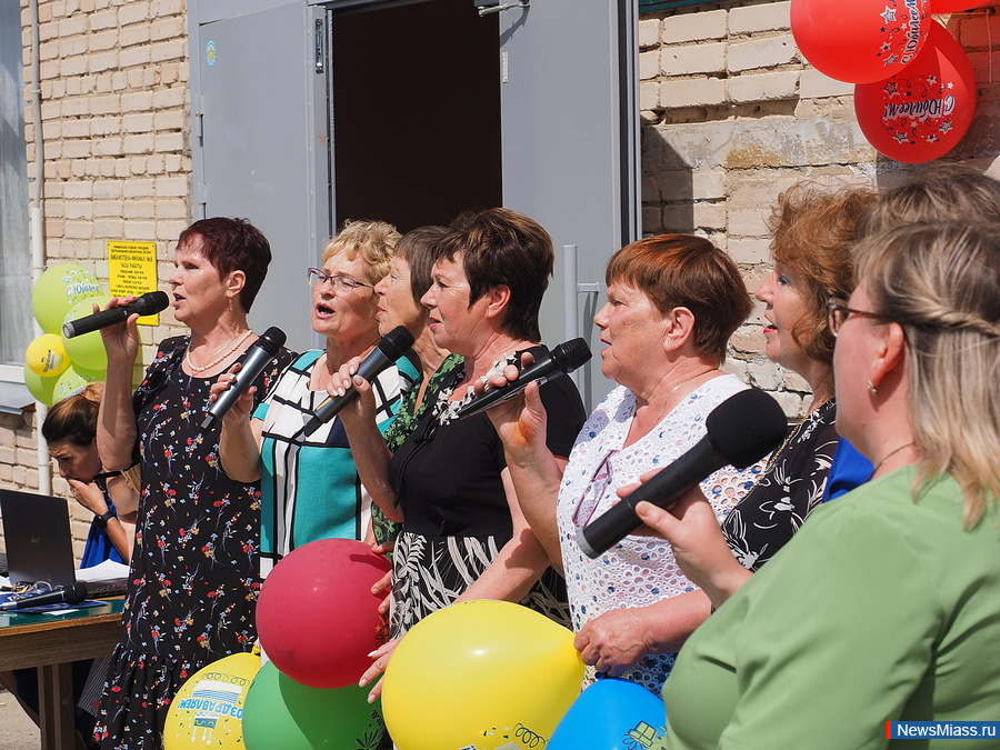 ���������� �������� 90-�����. �����, ��������� � ���������� �������� ������� ������ ���� ����������