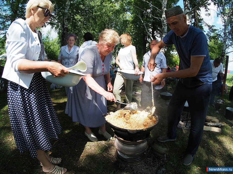 ���������� �������� 90-�����. �����, ��������� � ���������� �������� ������� ������ ���� ����������