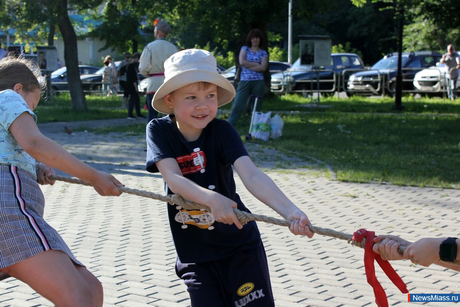 "����������� ������" ���������� �������� ������� ������. �� ���� ������ ������� ��������� ��� ��������� �� �������� ���� ����� ����� ������ "���������"