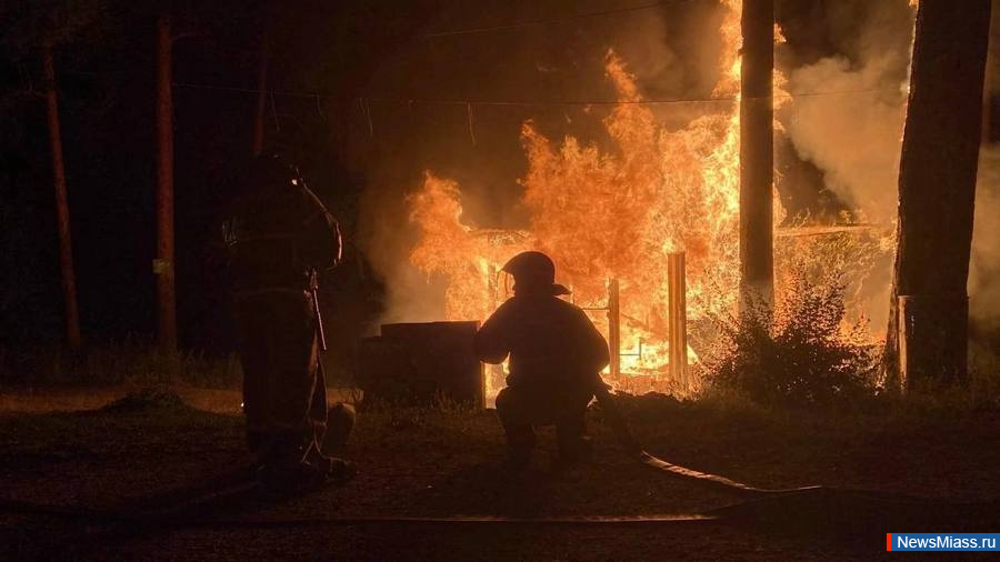 � ����� ������� � ������ ������� ����. �������� ������ �������� �� ������� ������ � ���� � ����� �������