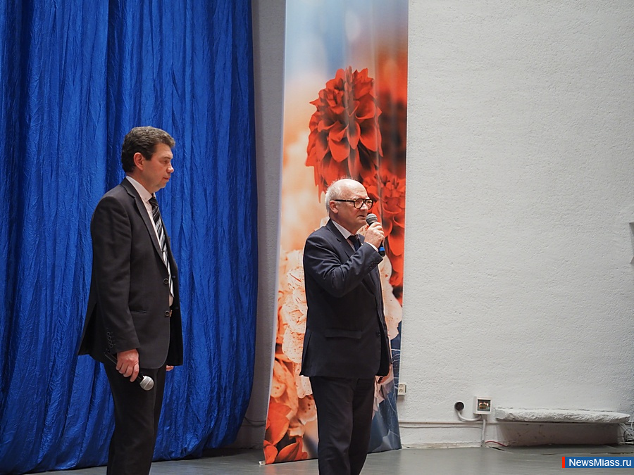 � ������ ������ ���� �����. �� ����� ��� "������" ���������� ��������� � ����� ��� �������� ��������